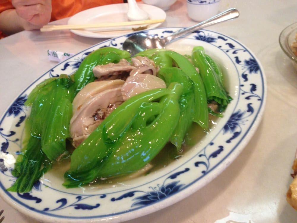 Photo of New Lim's Garden Seafood Restaurant - Concord, CA, United States. Chicken & Chinese Vegetables
