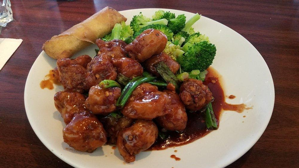 Photo of Gold Chopsticks Restaurant - Pleasanton, CA, United States. Hold the rice please! Mongolian Pork w/ all broccoli.