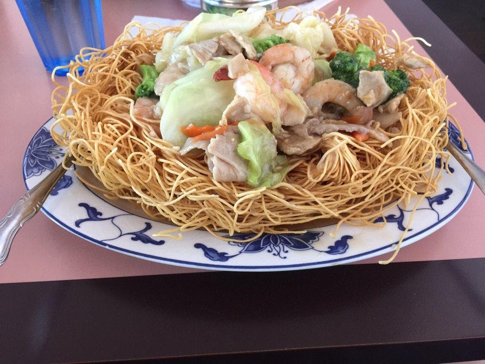Photo of King Noodle - Fremont, CA, United States. Combination chow mein.